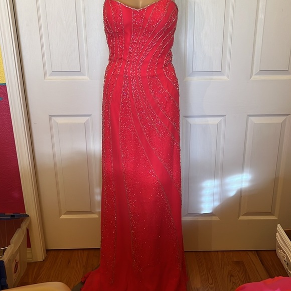 Alyce beaded pink backless prom dress with train size 8 - Picture 4 of 11